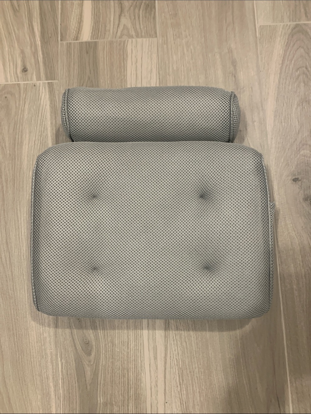 Light Gray Mesh Bath Cushion Set with Roll Head Support